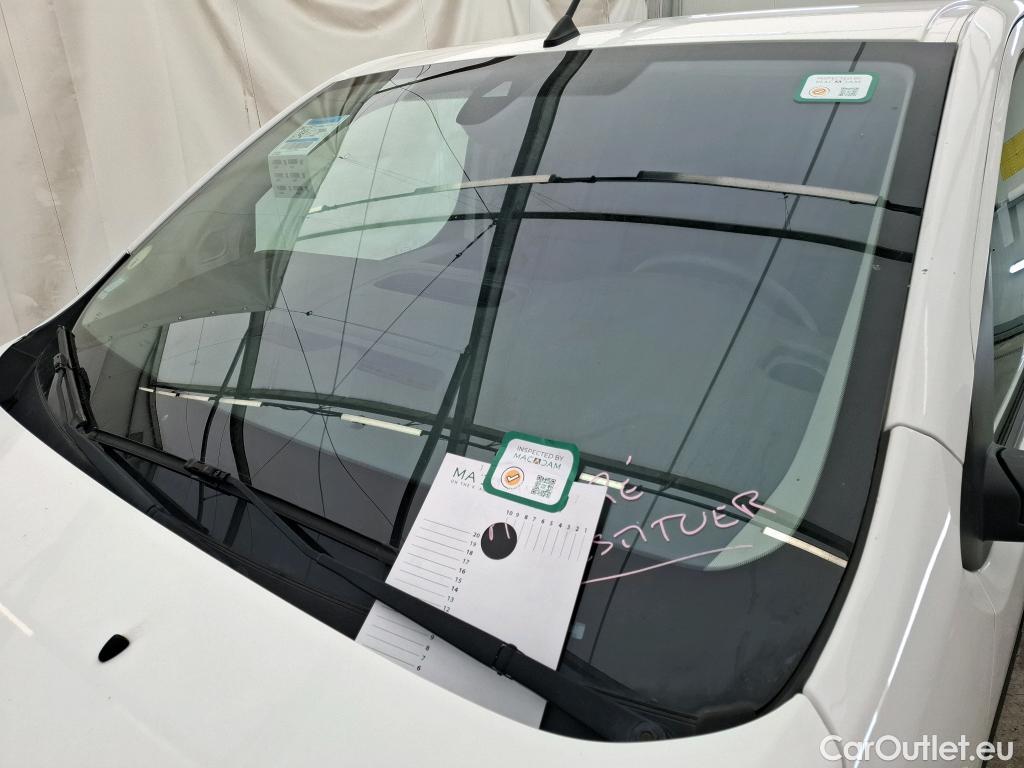  Fiat  Scudo FIAT  / 2021 / 4P / Fourgon tôlé 2.0 Mjet3 145ch 5.3 Standard Pro Lounge #48