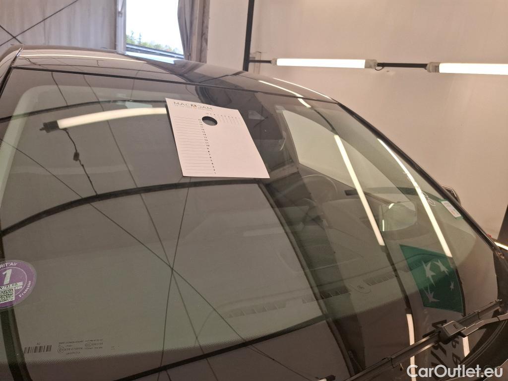  Citroen  C4  Berline Max 1.2 PureTech 130CV BVA8 6E #1