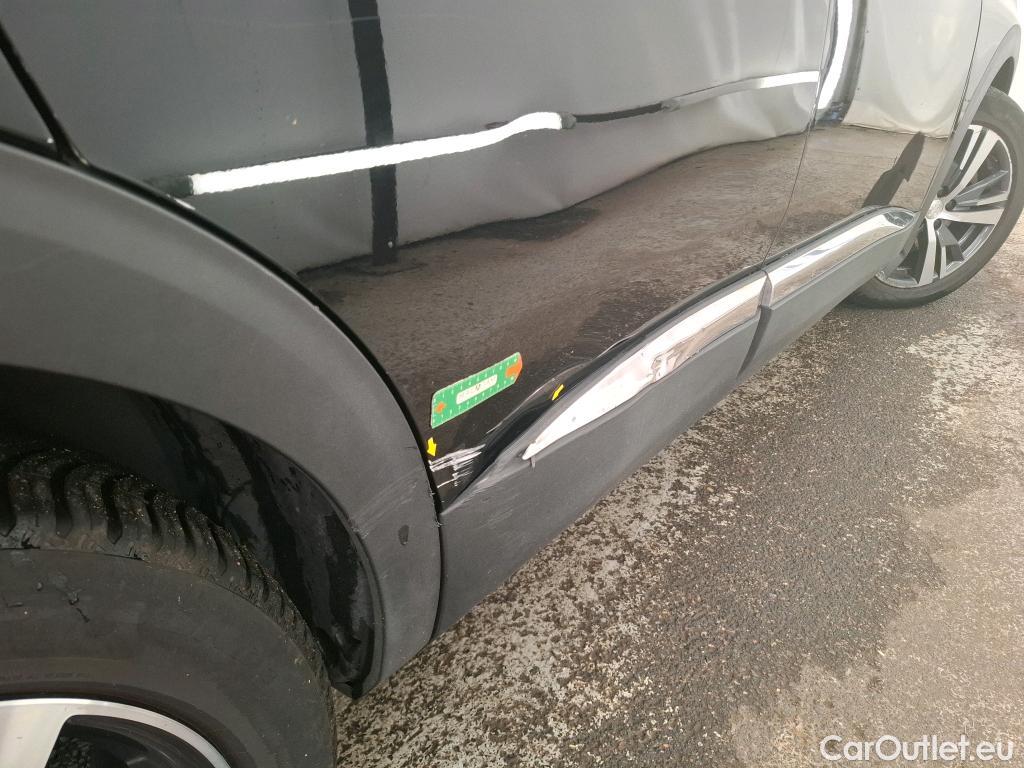  Peugeot  3008 PEUGEOT  / 2020 / 5P / SUV 1.6 HYBRID 225 E-EAT8 Allure #1