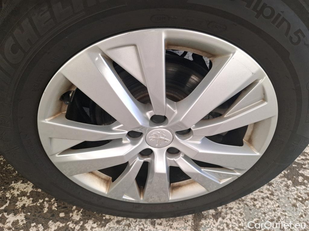  Peugeot  3008  II Active Pack 1.5 HDi 130CV BVA8 E6d #11