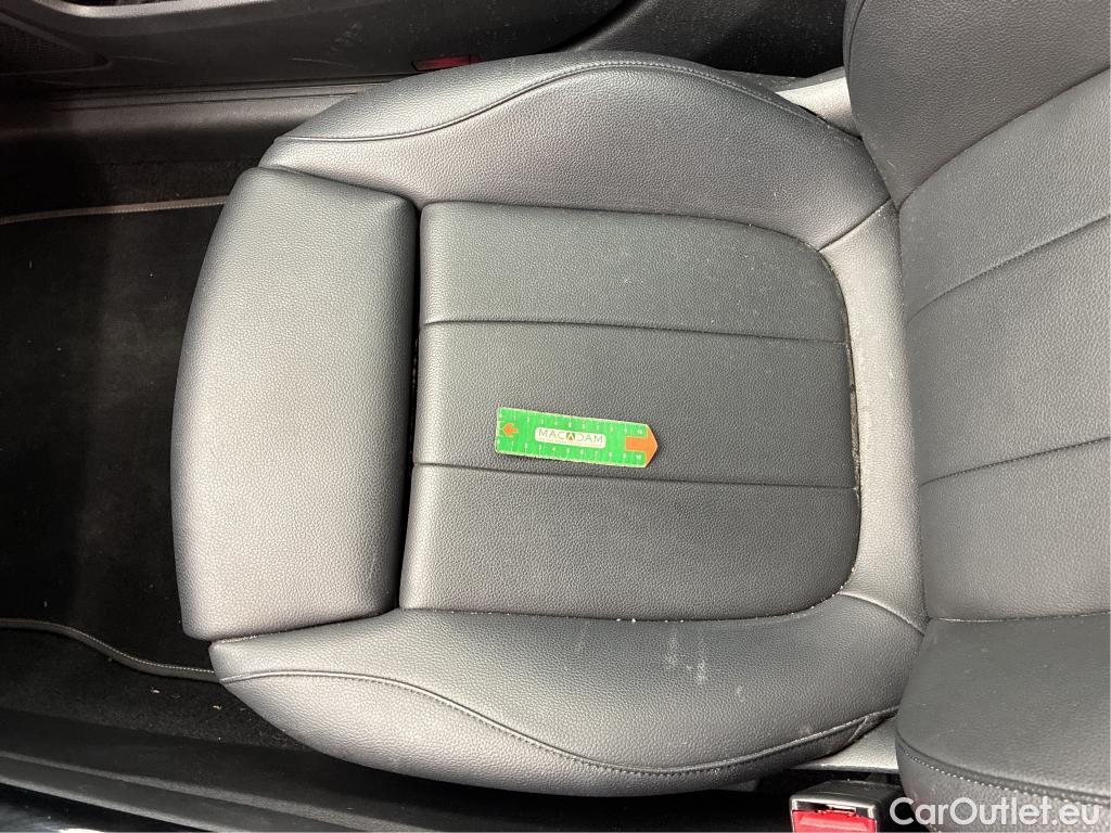  Mercedes  A-Klasse MERCEDES-BENZ Classe A 5p Berline A 180 d Business Line 7G-DCT #32