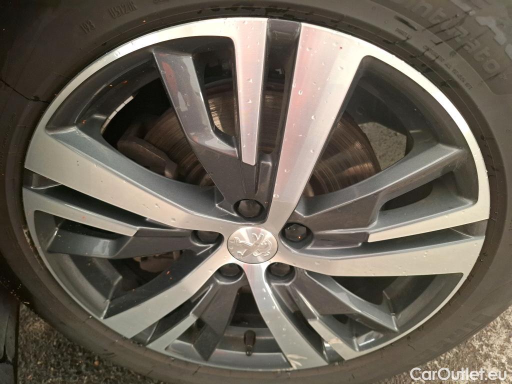  Peugeot  3008 PEUGEOT  / 2020 / 5P / SUV 1.6 HYBRID 225 E-EAT8 Allure #33