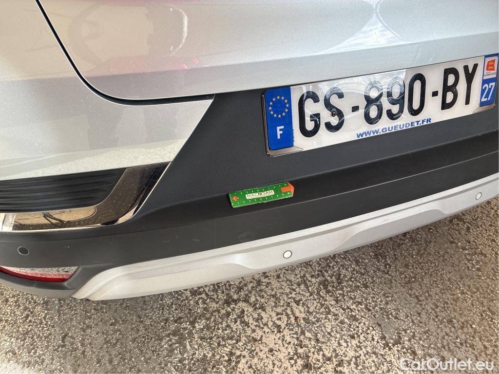  Renault  Captur  II Techno 1.6 E-TECH Hybrid 145CV BVA6 E6d #34