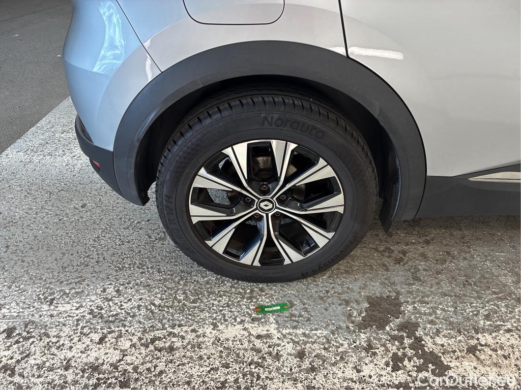  Renault  Captur  II Techno 1.6 E-TECH Hybrid 145CV BVA6 E6d #1