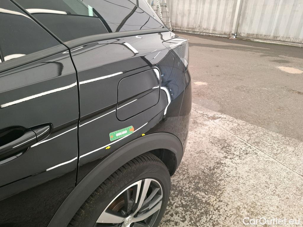  Peugeot  3008 PEUGEOT  / 2020 / 5P / SUV 1.6 HYBRID 225 E-EAT8 Allure #3