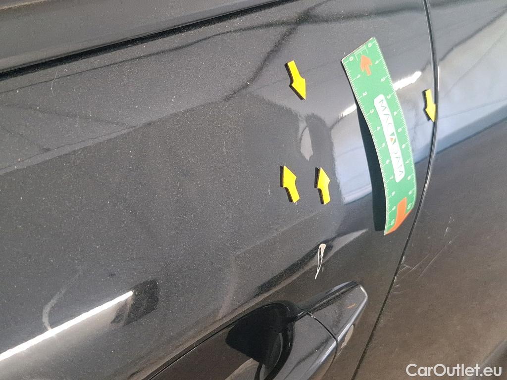  Citroen  C4  X Feel Pack 1.2 PureTech 130CV BVA8 6E #10