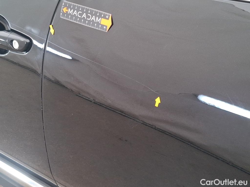  Peugeot  3008 PEUGEOT  / 2020 / 5P / SUV 1.6 HYBRID 225 E-EAT8 GT #25