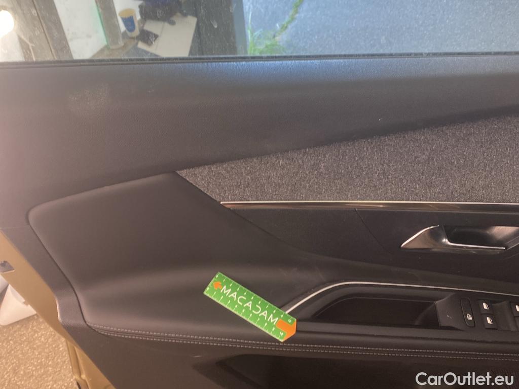  Peugeot  3008  Allure Business 1.2 PureTech 130CV BVM6 E6dT #24