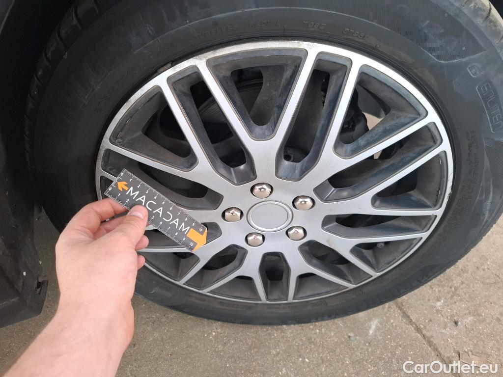  Citroen  C3  Société Feel 1.2 PureTech 80CV BVM5 6E #18