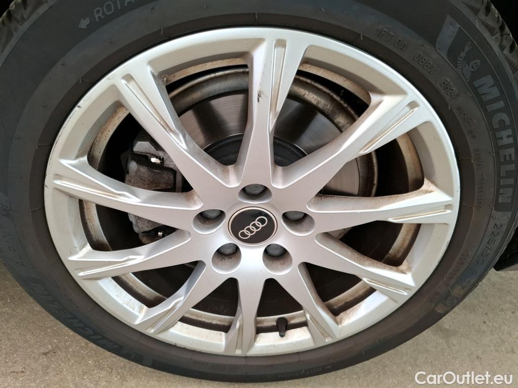  Audi  A4 AUDI  / 2019 / 4P / Berline 35 TFSI 150 S tronic Business Line #32