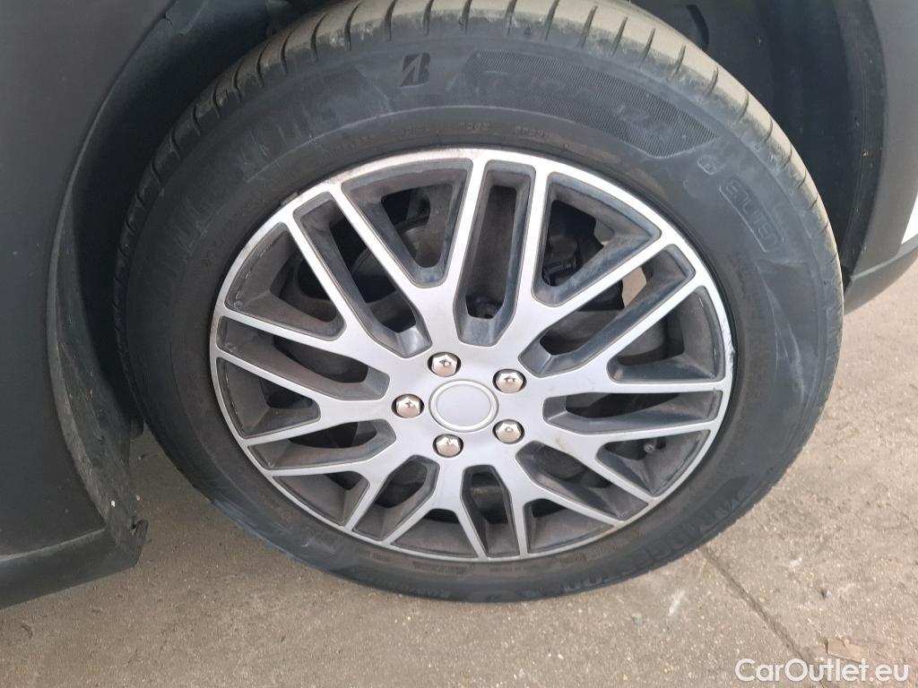  Citroen  C3  Société Feel 1.2 PureTech 80CV BVM5 6E #17