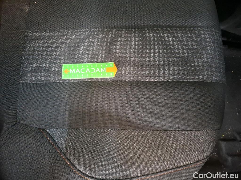  Peugeot  3008 PEUGEOT  5p SUV Puretech 130 S&S EAT8 ACTIVE BUSINESS #28