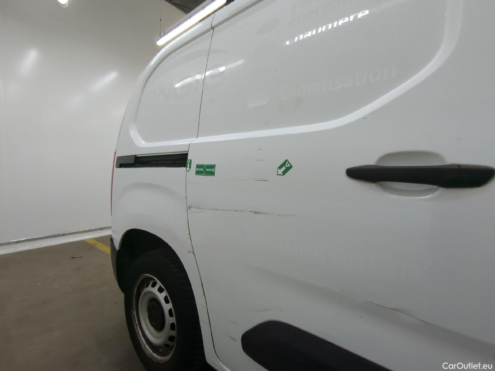 Citroen  Berlingo  Fourgon Club M 650 1.5 BlueHDi 75CV BVM5 E6dT #30