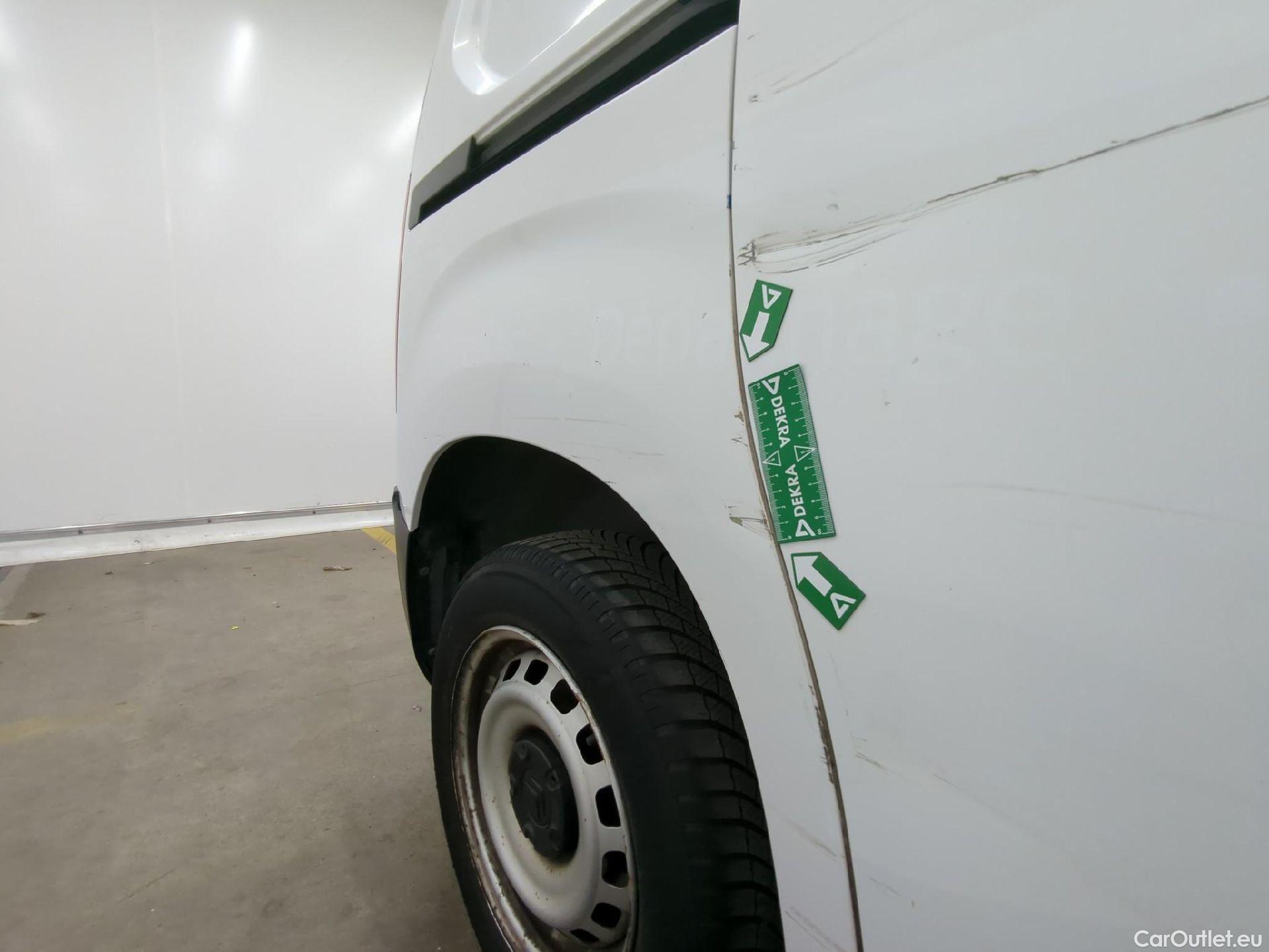  Citroen  Berlingo  Fourgon Club M 650 1.5 BlueHDi 75CV BVM5 E6dT #27