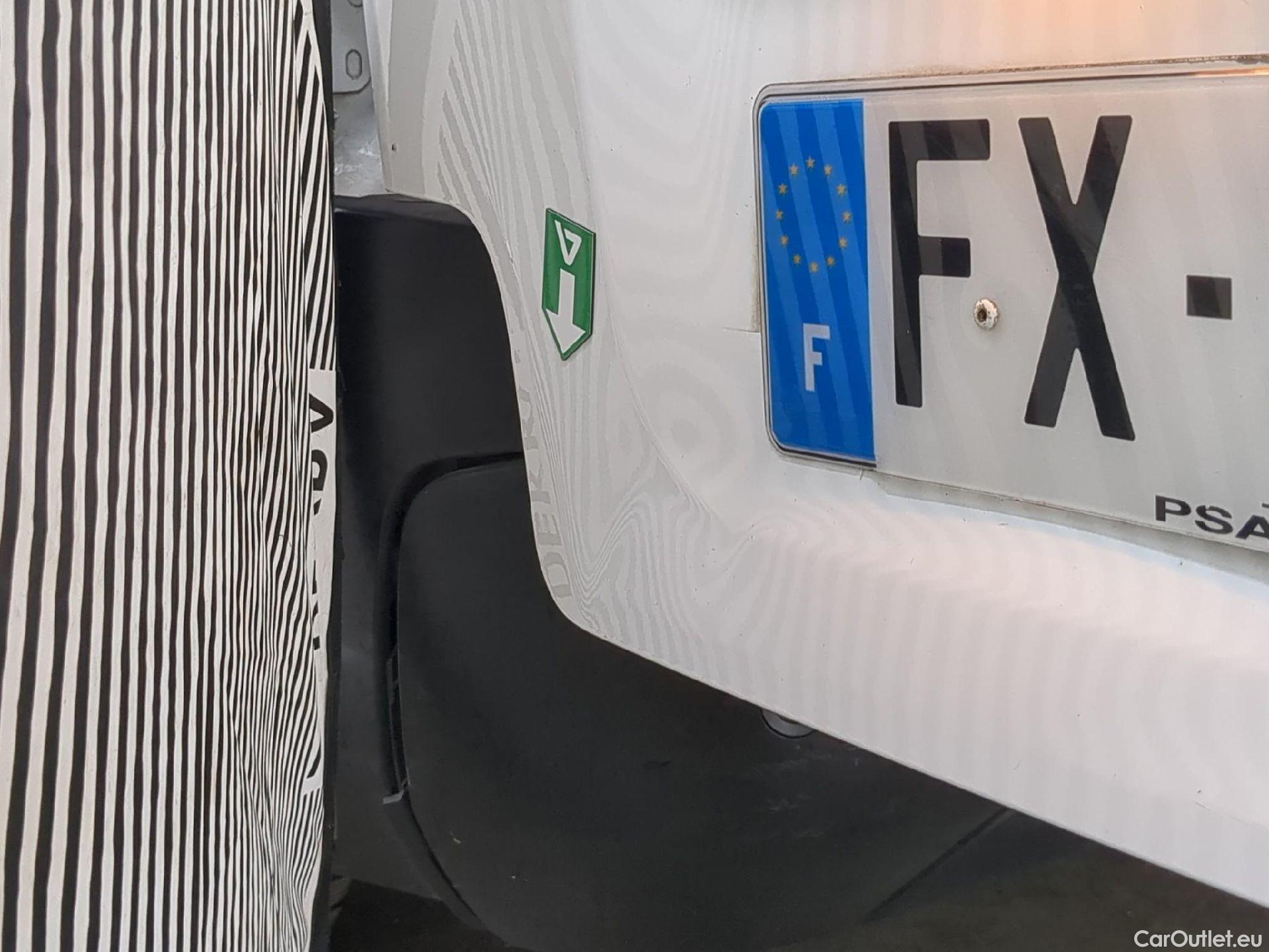  Citroen  Berlingo  Fourgon Club M 650 1.5 BlueHDi 75CV BVM5 E6dT #21