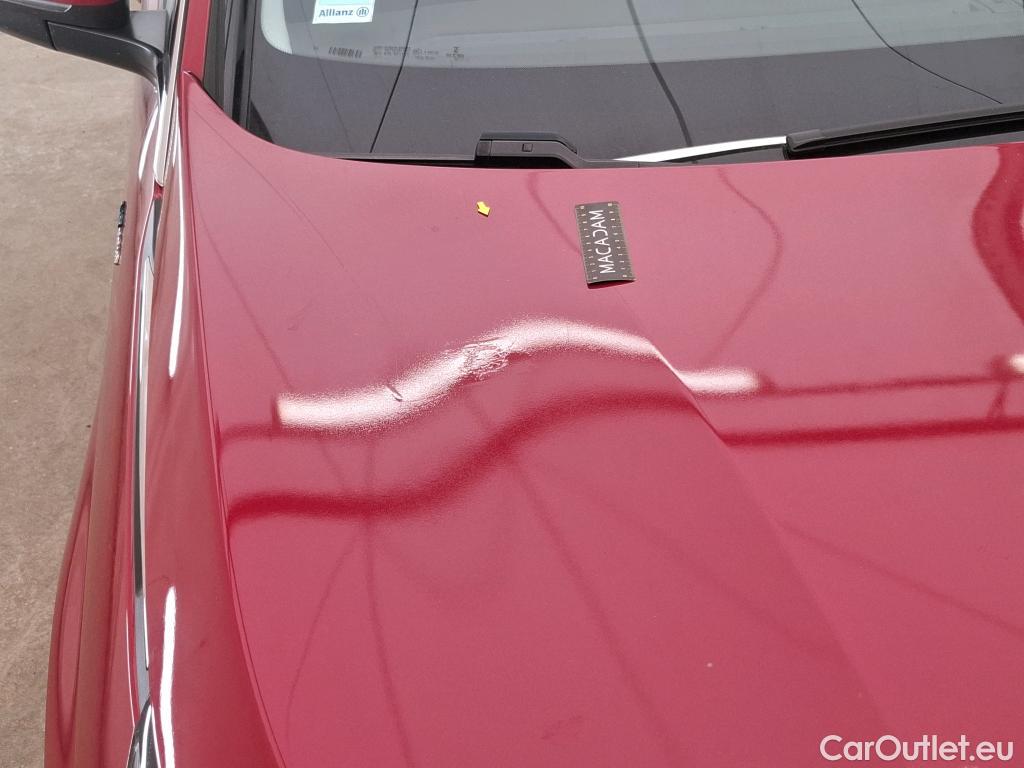  Peugeot  3008 PEUGEOT  / 2020 / 5P / SUV 1.6 HYBRID 225 E-EAT8 Allure Pack #27