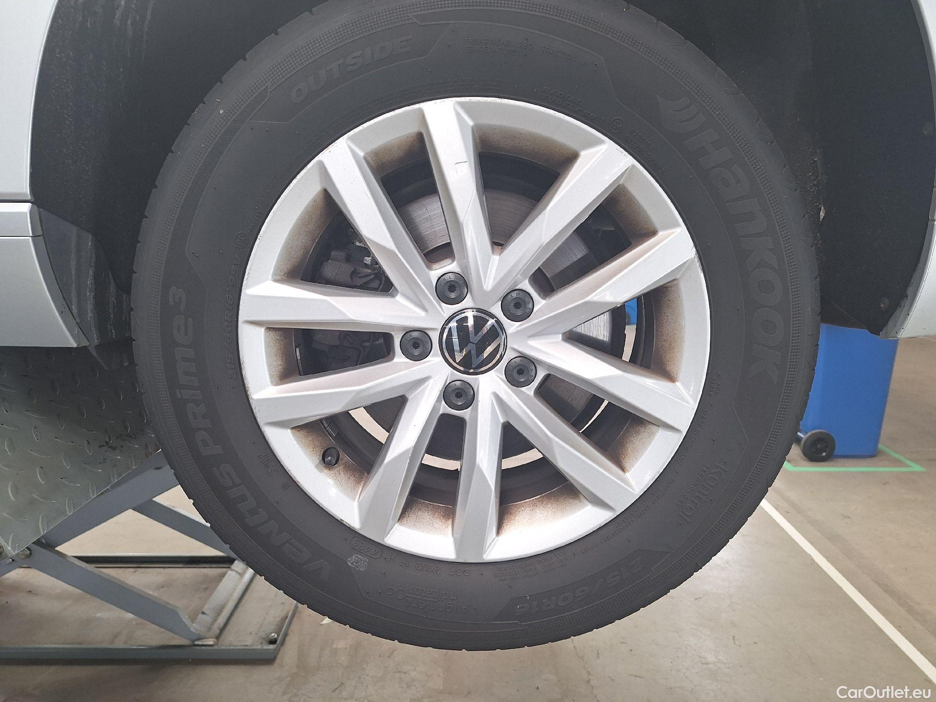  Volkswagen  Passat VW,  Variant FL'19, Volkswagen  Variant 2.0 TDI 90kW DSG Style B #17