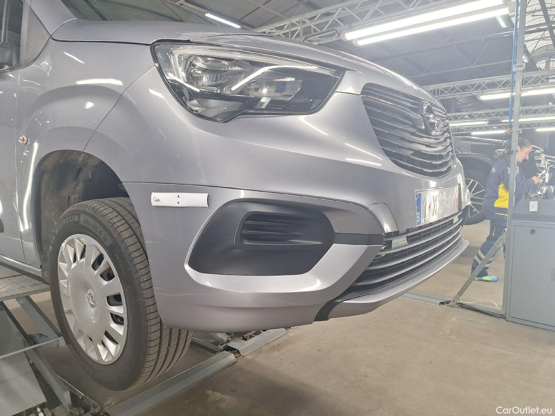  Opel  Combo Opel,  Life '18, Opel  Life 1.2 Turbo Start/Stop Edition L1H1  #26