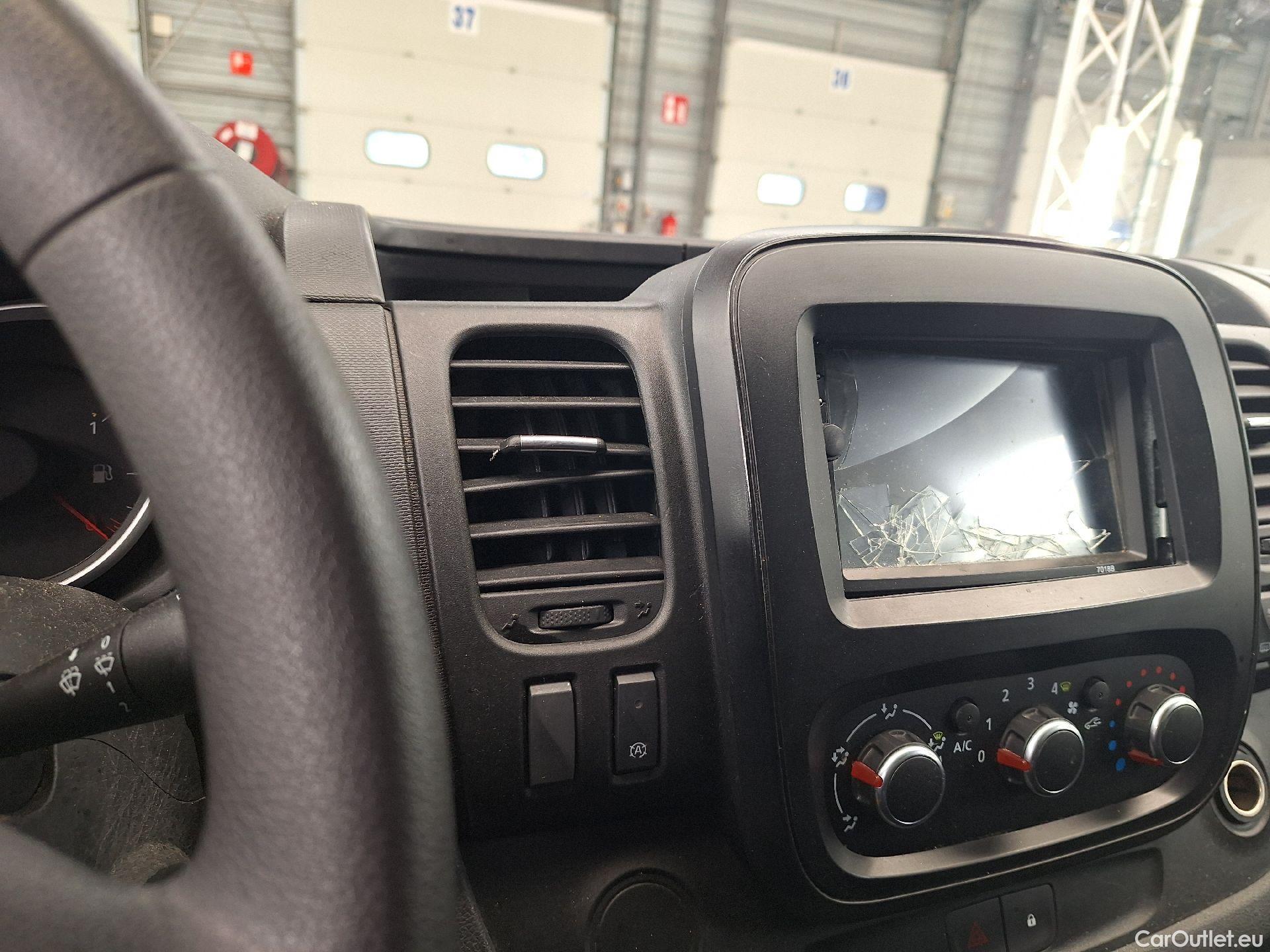  Renault  Trafic Renault, _ '14, Traf.L2H1 29dCi 120 Gr.Conf. #3
