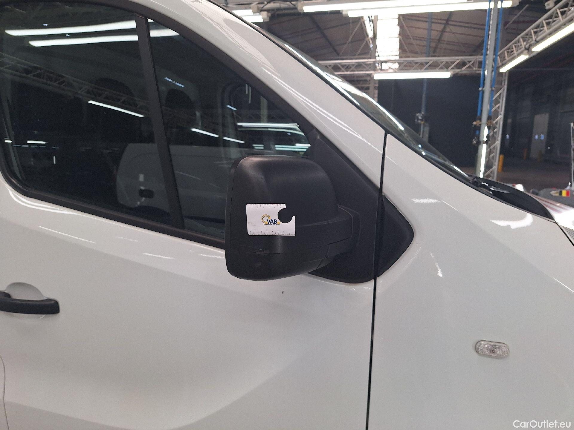  Renault  Trafic Renault, _ '14, Traf.L2H1 29dCi 120 Gr.Conf. #27
