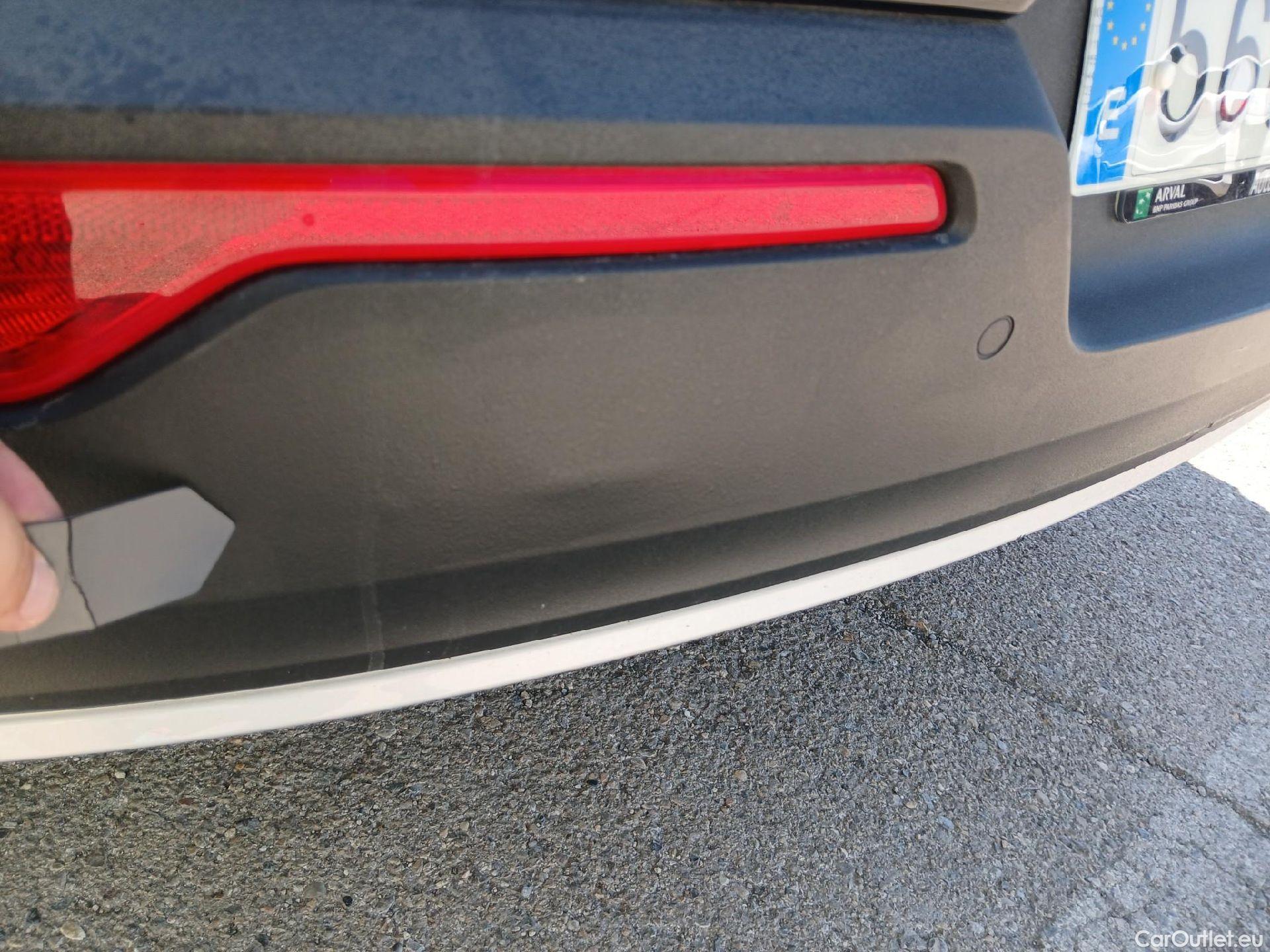  Volvo  XC 40 VOLVO XC40 / 2017 / 5P / todoterreno 1.5 T3 Momentum Pro Auto #40
