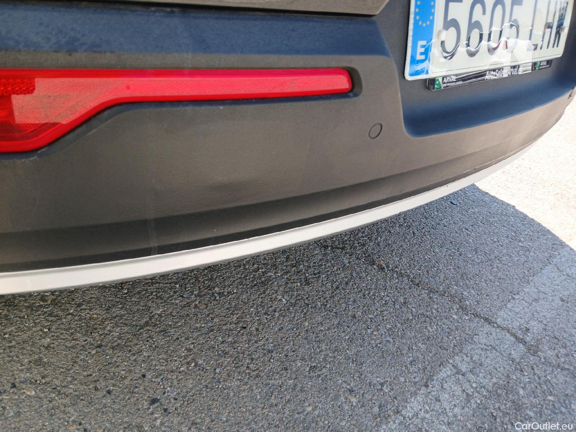  Volvo  XC 40 VOLVO XC40 / 2017 / 5P / todoterreno 1.5 T3 Momentum Pro Auto #41