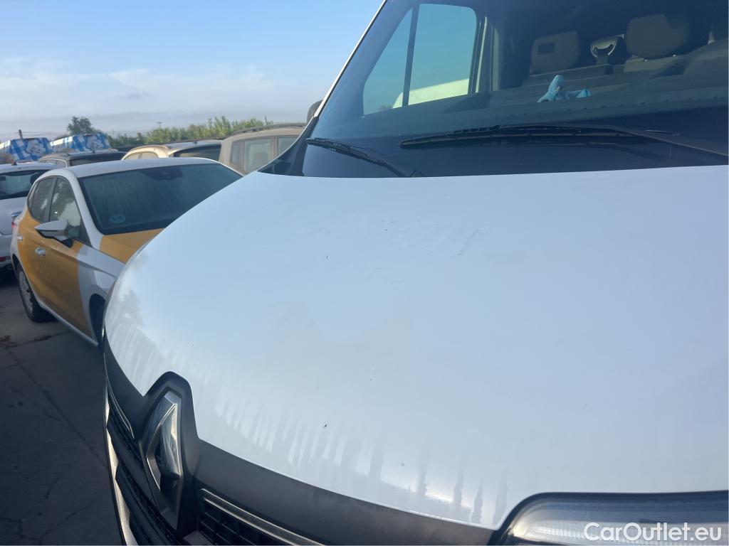  Renault  Master RENAULT  / 2019 / 4P / furgón Furgón T L2H2 3500 Bl dCi 100kW (135CV) #18