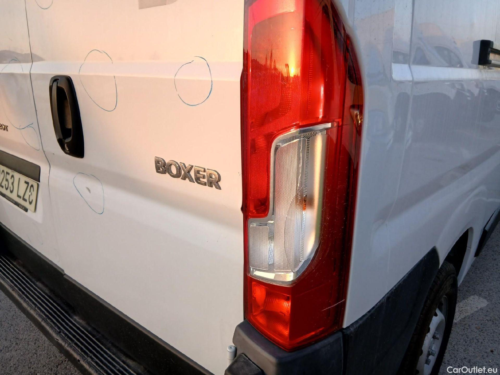  Peugeot  Boxer PEUGEOT  / 2014 / 4P / furgón 335 L3 H2 BHDI 103kW (140CV) S&S 6 V. M #37