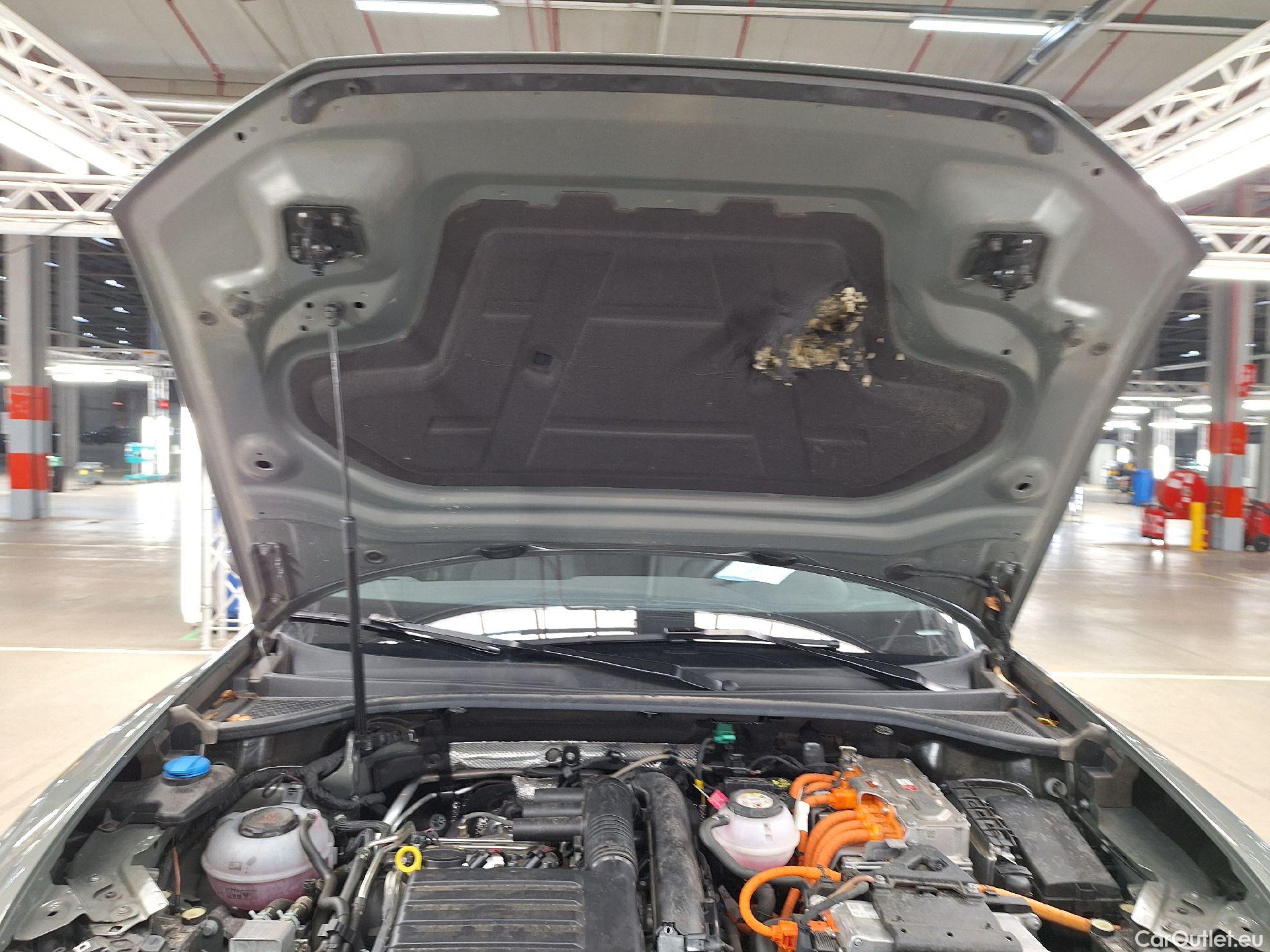  Audi  Q3 Audi,  SB '19 PHEV, Audi  Sportback 45 TFSI e S tronic 5d #1