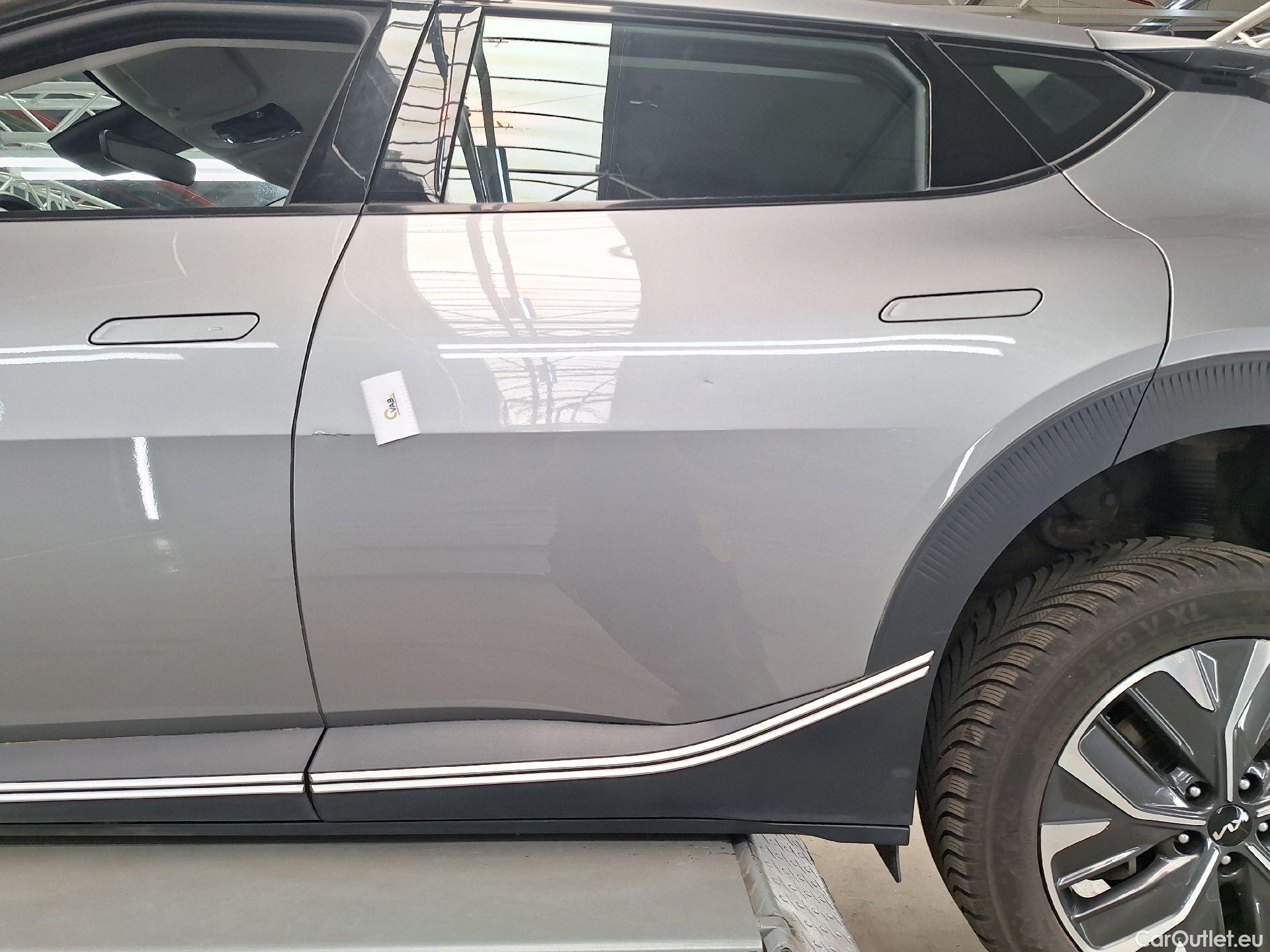  KIA  Ev6 Kia,  '21 BEV, KIA  BEV 77,4 kWH Air 5d #14