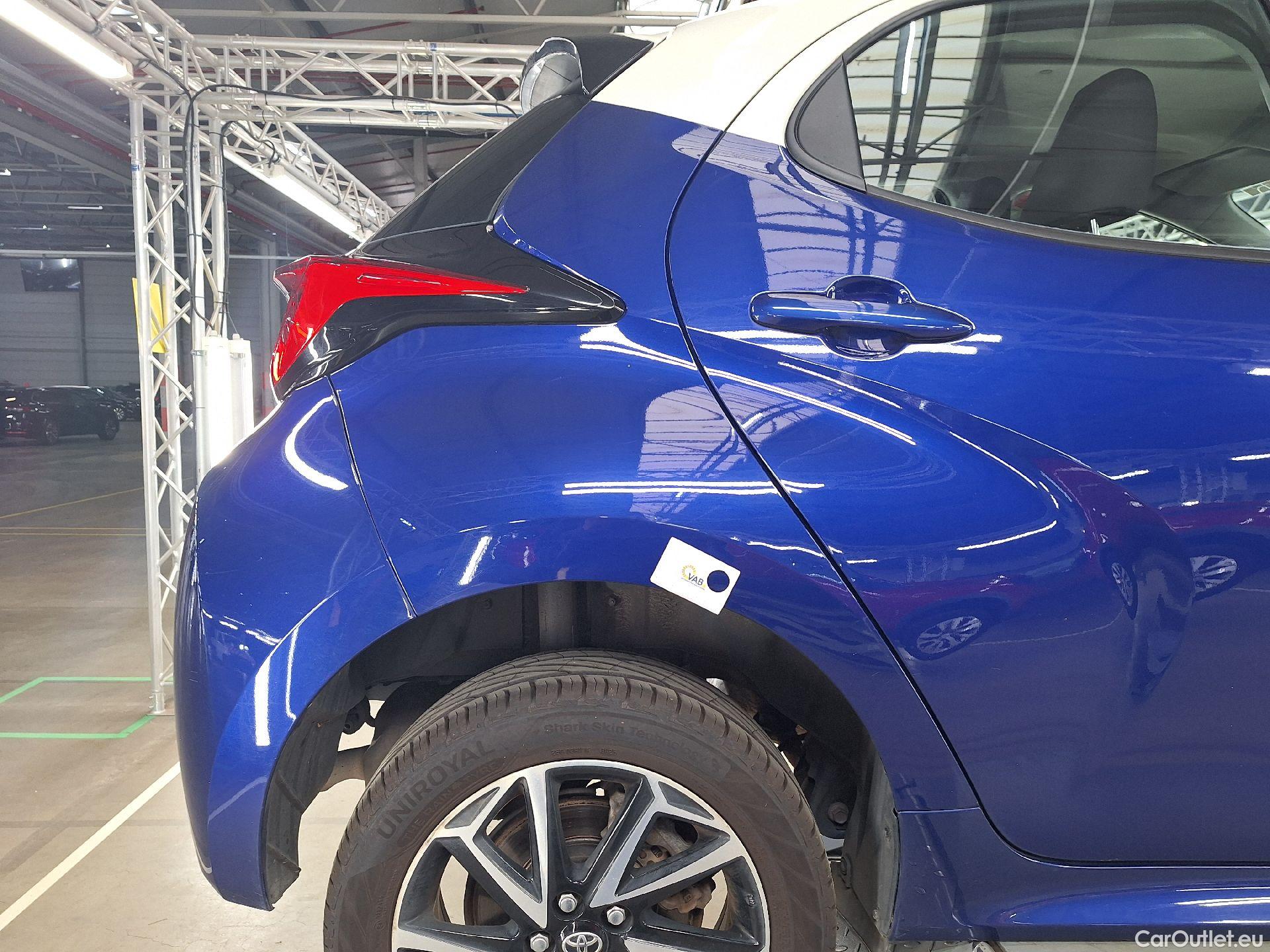  Toyota  Yaris Toyota,  '20, Toyota  1.5 VVT-i Hybrid Iconic e-CVT 5d #18