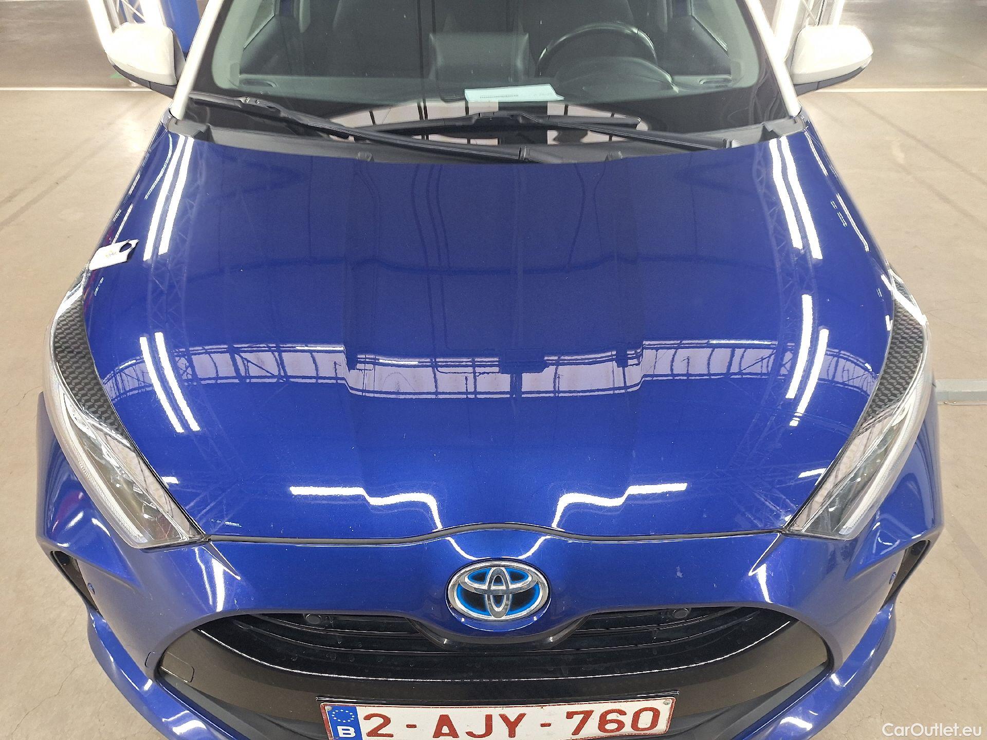  Toyota  Yaris Toyota,  '20, Toyota  1.5 VVT-i Hybrid Iconic e-CVT 5d #1