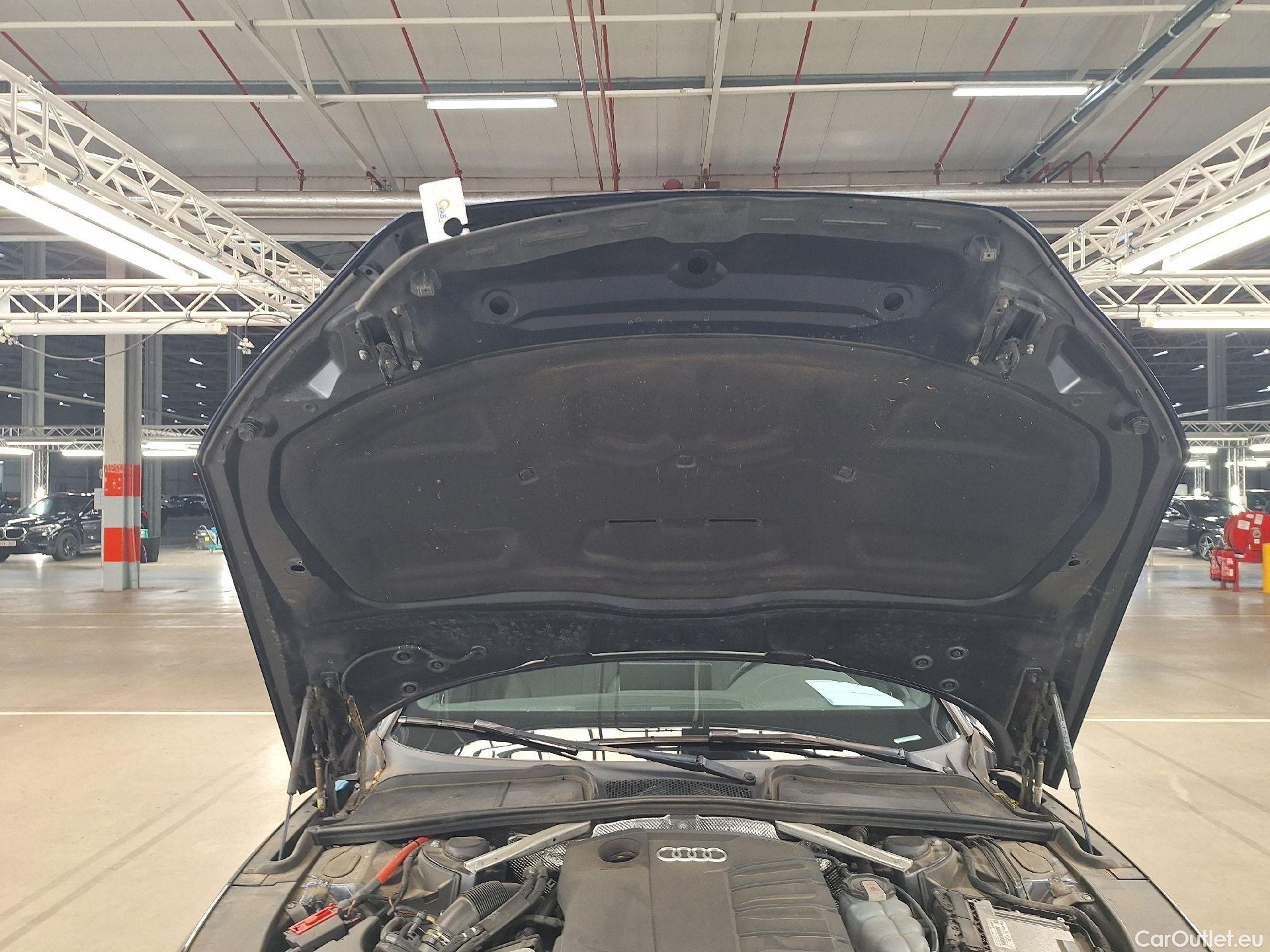  Audi  A5 Sportback Audi, A5 SB FL'20, Audi  30 TDI S tronic Bus. Ed. S Line  #1