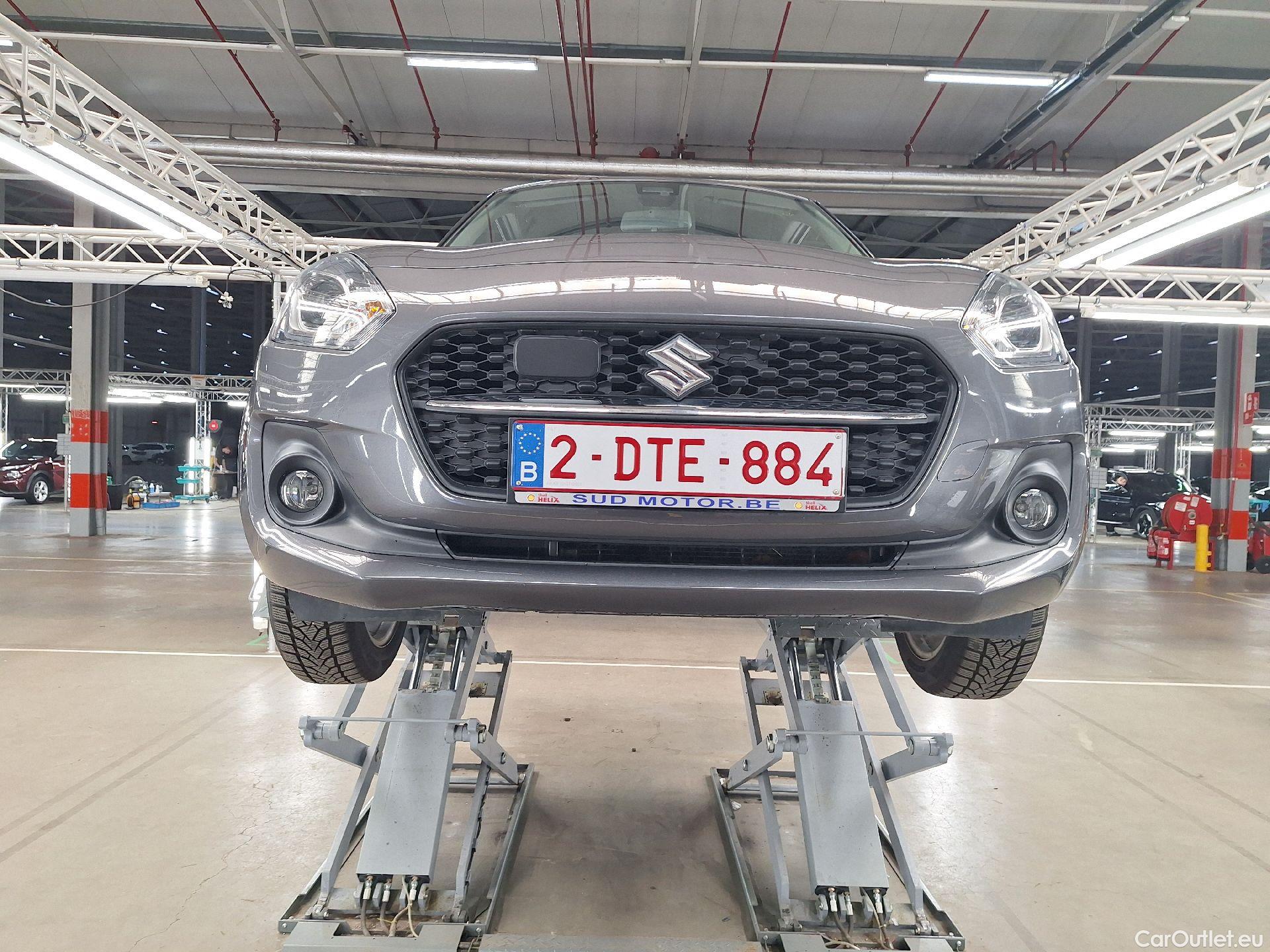  Suzuki  Swift Suzuki,  '17, Suzuki  1.2 Grand Luxe + CVT 5d #22