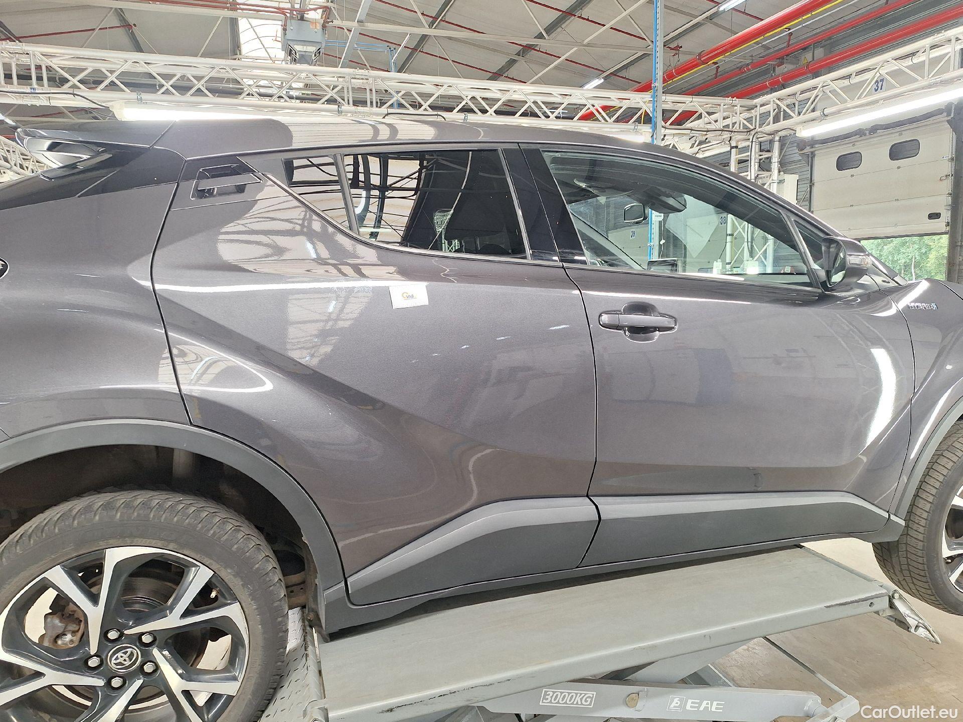  Toyota  C-HR Toyota,  '16,  1.8 Hybrid C-Lub #25