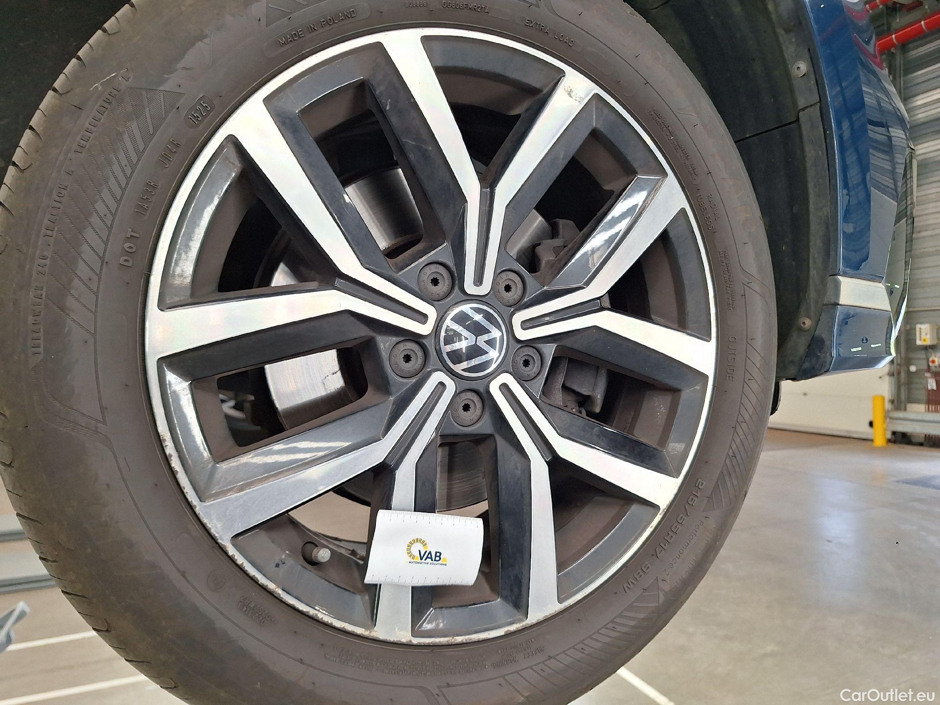  Volkswagen  Passat VW,  V FL'19 PHEV, Pass.Var.TSI GTE Bus.DSG #40