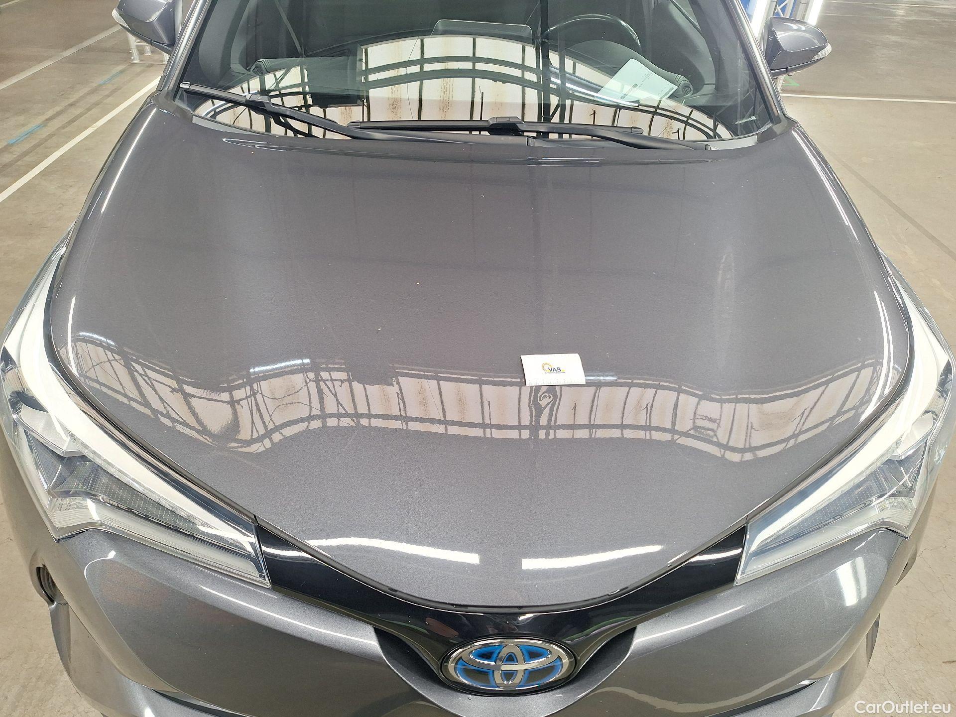  Toyota  C-HR Toyota,  '16,  1.8 Hybrid C-Lub #32
