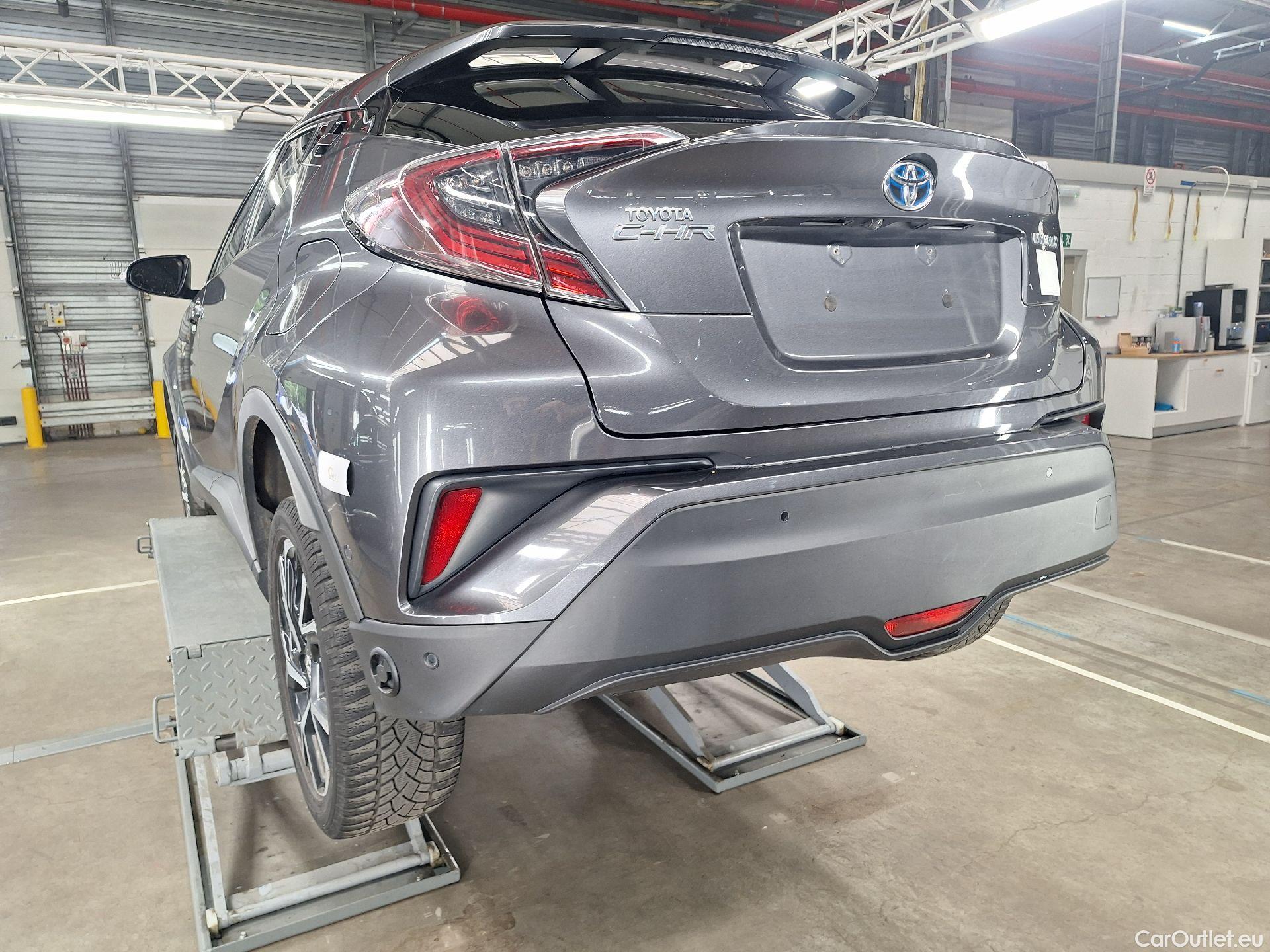  Toyota  C-HR Toyota,  '16,  1.8 Hybrid C-Lub #19