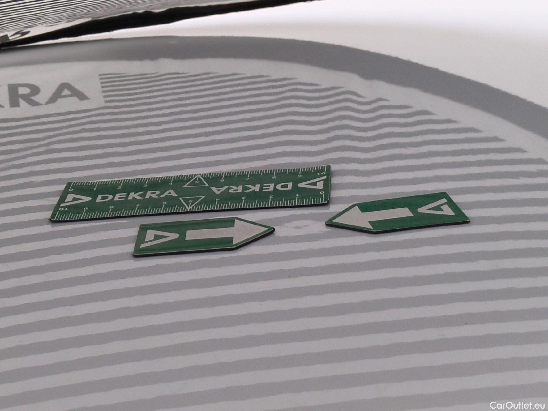  Renault  Clio  V Evolution 1.0 SCe 65CV BVM5 E6d #12
