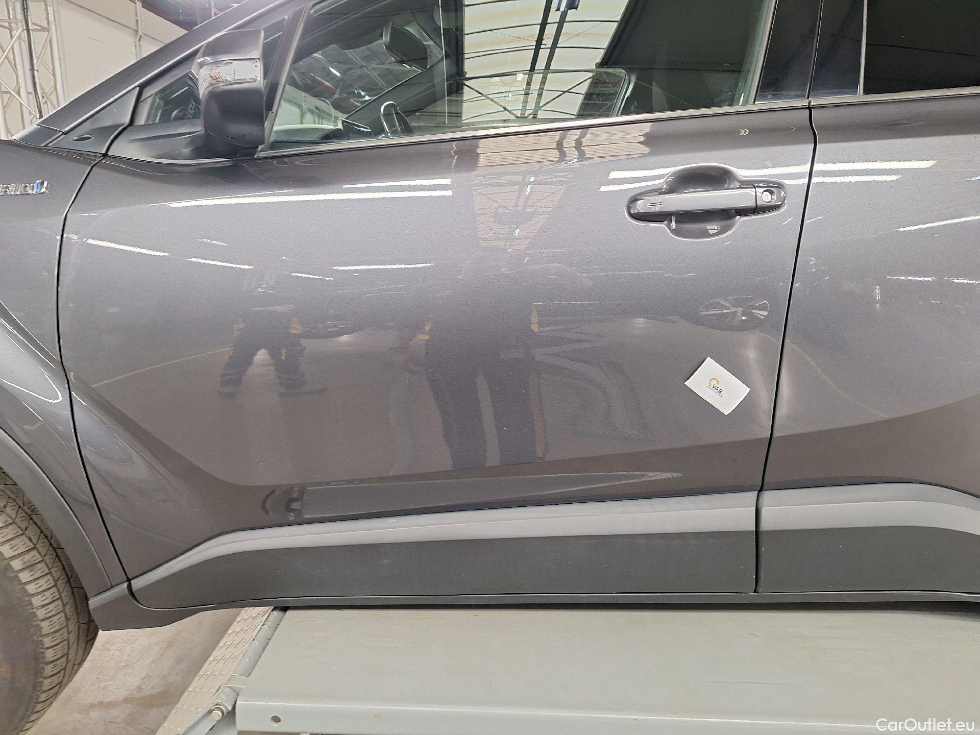  Toyota  C-HR Toyota,  '16,  1.8 Hybrid C-Lub #10