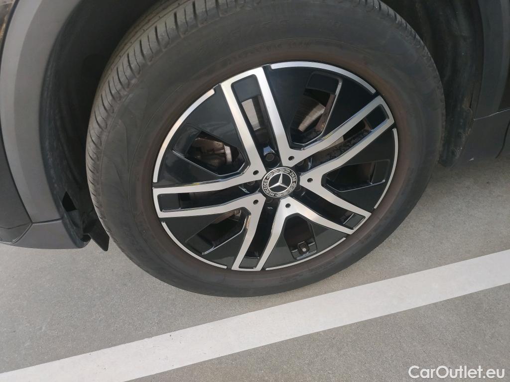  Mercedes  GLA MERCEDES-BENZ  / 2020 / 5P / todoterreno  250 e #8