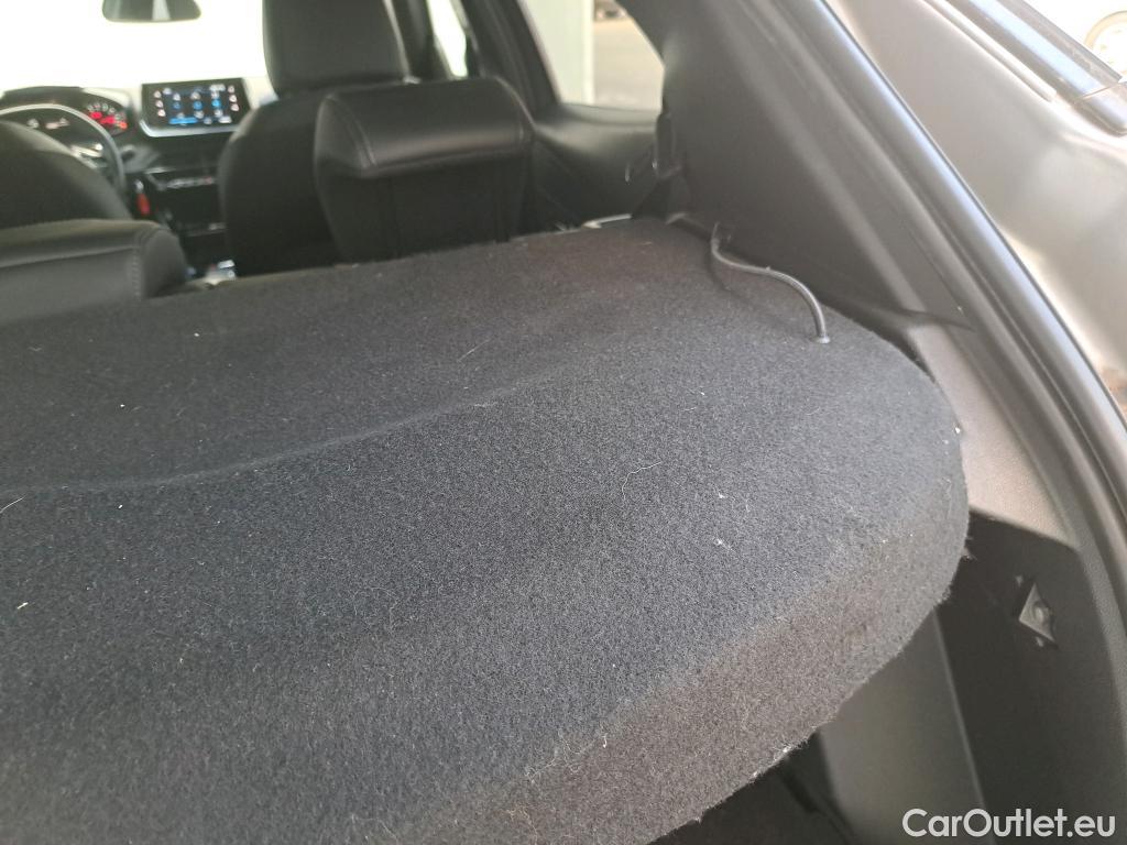  Peugeot  2008 PEUGEOT  / 2019 / 5P / todoterreno Allure BlueHDI 130 S&S EAT8 (Partners) #8
