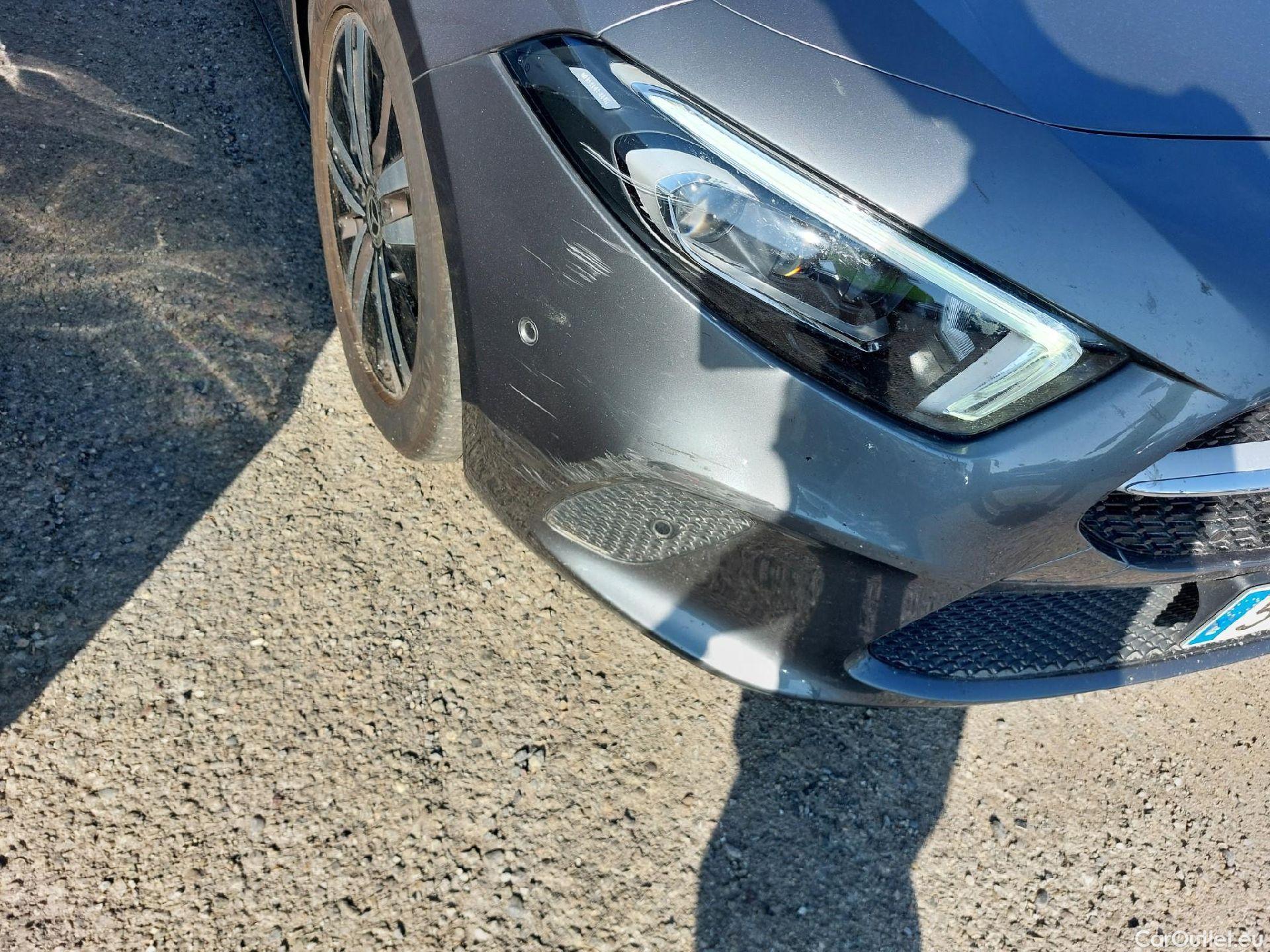  Mercedes  A-Klasse MERCEDES-BENZ Clase A / 2018 / 4P / sedán Sedán A 200 d #2