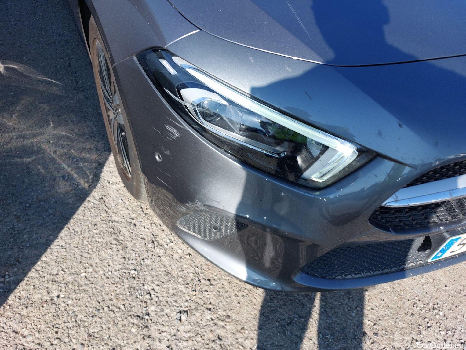  Mercedes  A-Klasse MERCEDES-BENZ Clase A / 2018 / 4P / sedán Sedán A 200 d #4