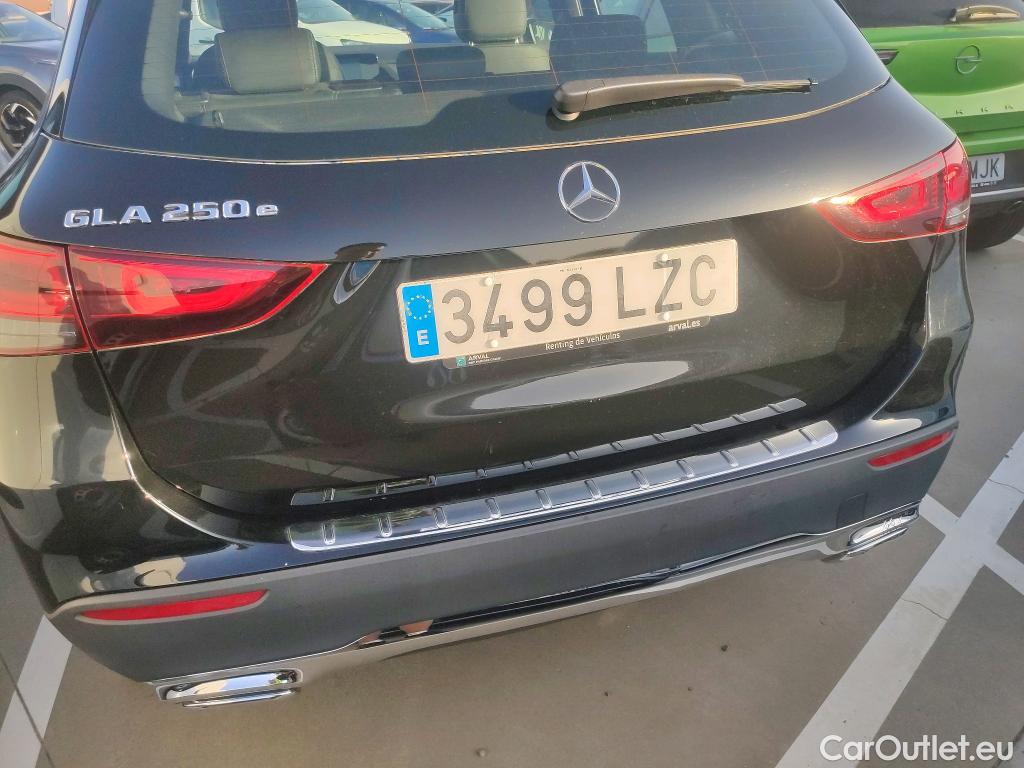  Mercedes  GLA MERCEDES-BENZ  / 2020 / 5P / todoterreno  250 e #1