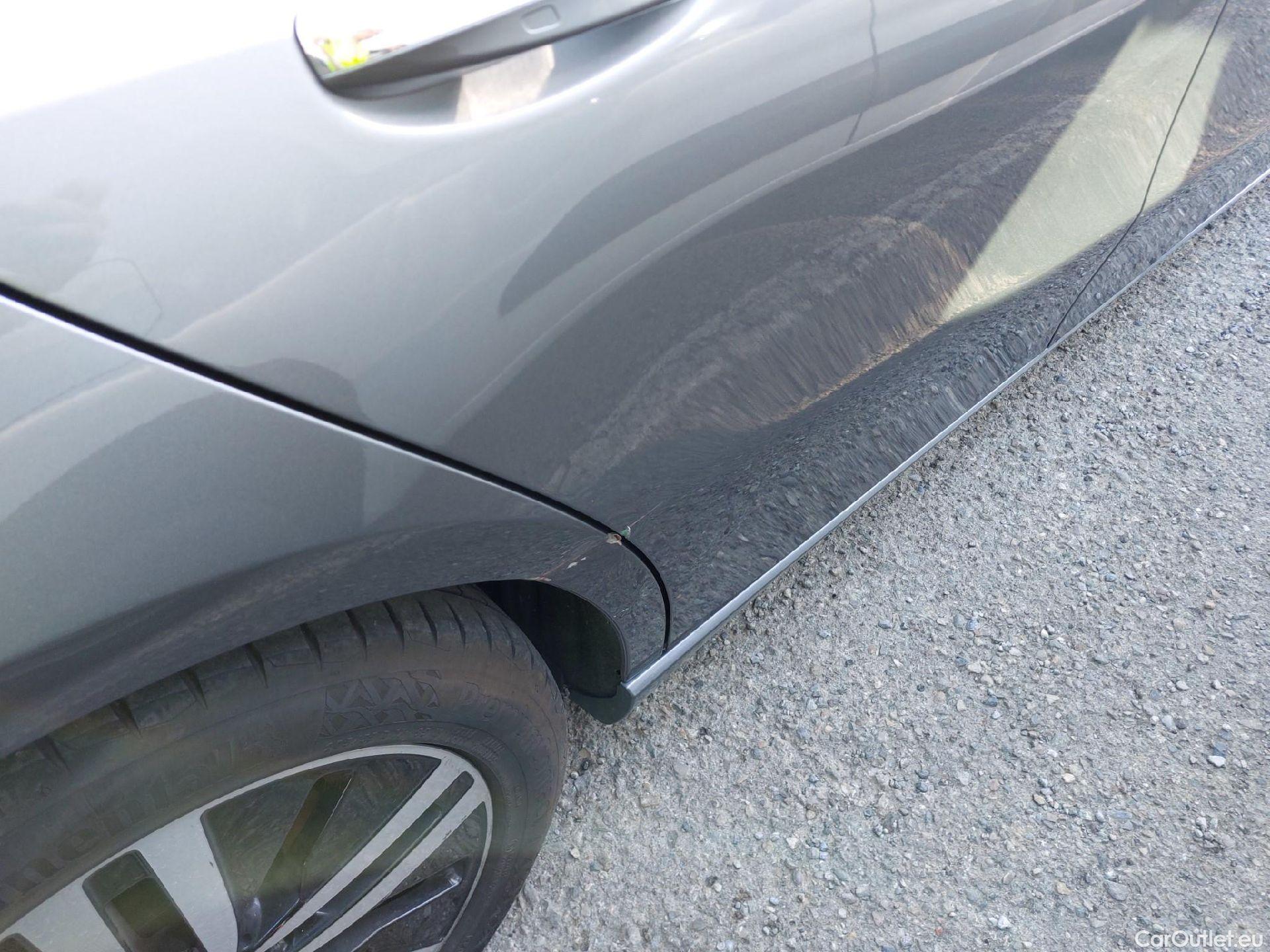  Mercedes  A-Klasse MERCEDES-BENZ Clase A / 2018 / 4P / sedán Sedán A 200 d #18