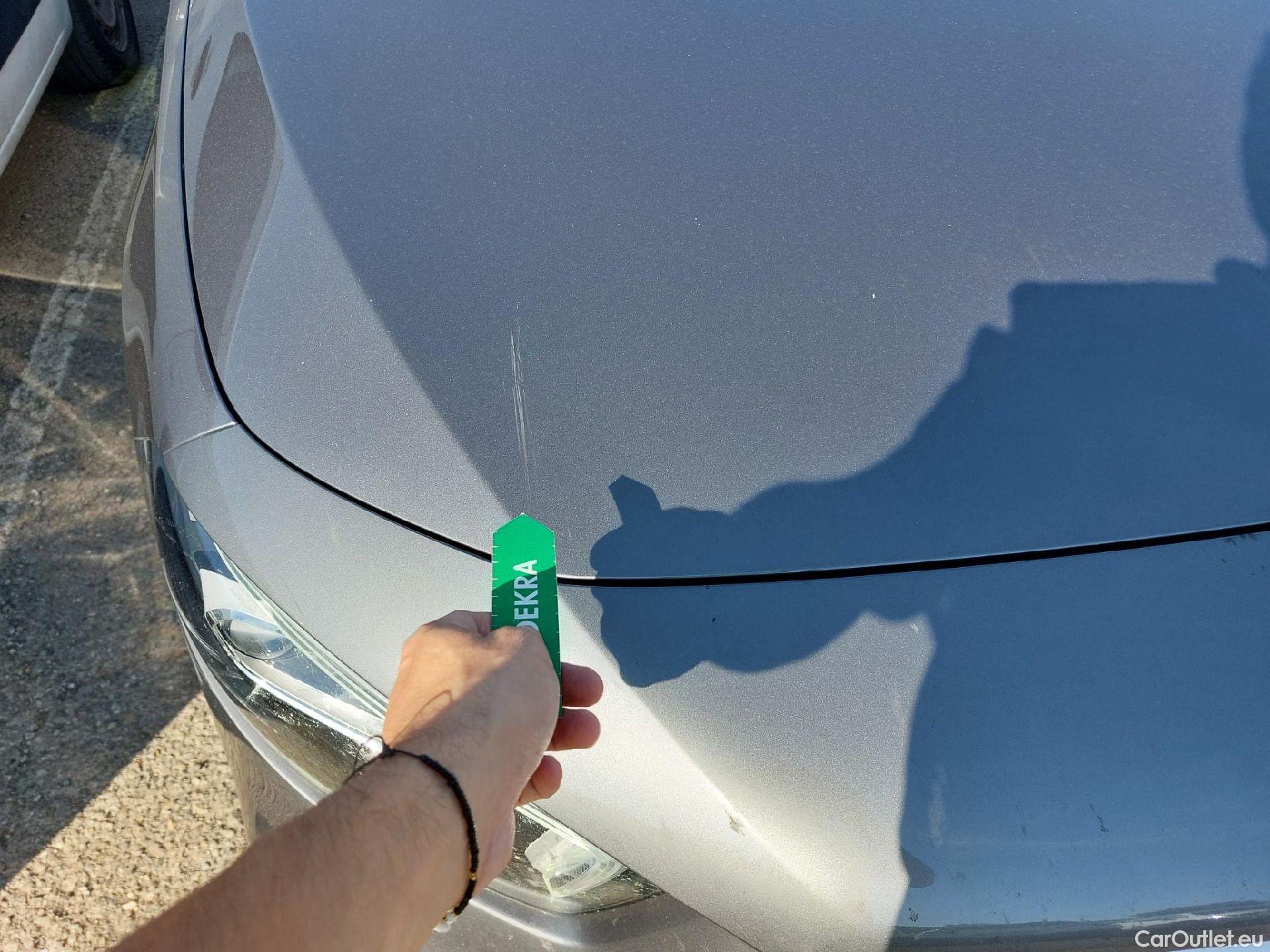  Mercedes  A-Klasse MERCEDES-BENZ Clase A / 2018 / 4P / sedán Sedán A 200 d #5