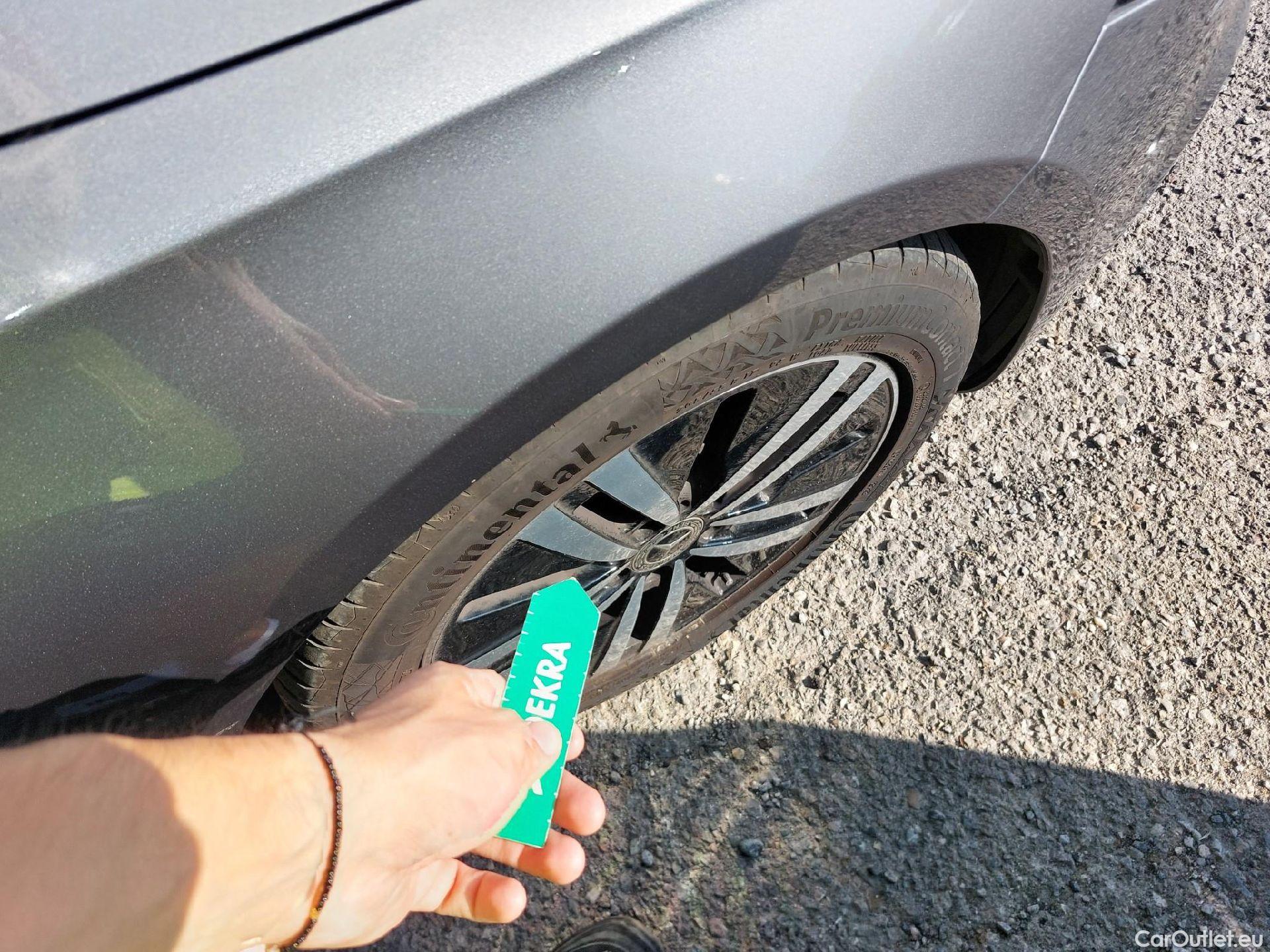  Mercedes  A-Klasse MERCEDES-BENZ Clase A / 2018 / 4P / sedán Sedán A 200 d #21