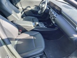  Mercedes  A-Klasse MERCEDES-BENZ Clase A / 2018 / 4P / sedán Sedán A 200 d #6