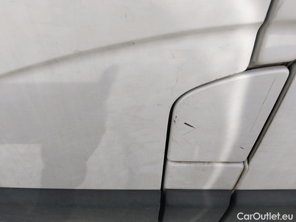  Opel  Movano OPEL  / 2010 / 4P / furgón 2.3 CDTI 96kW (130CV) L2 H2 F 3.5t #19
